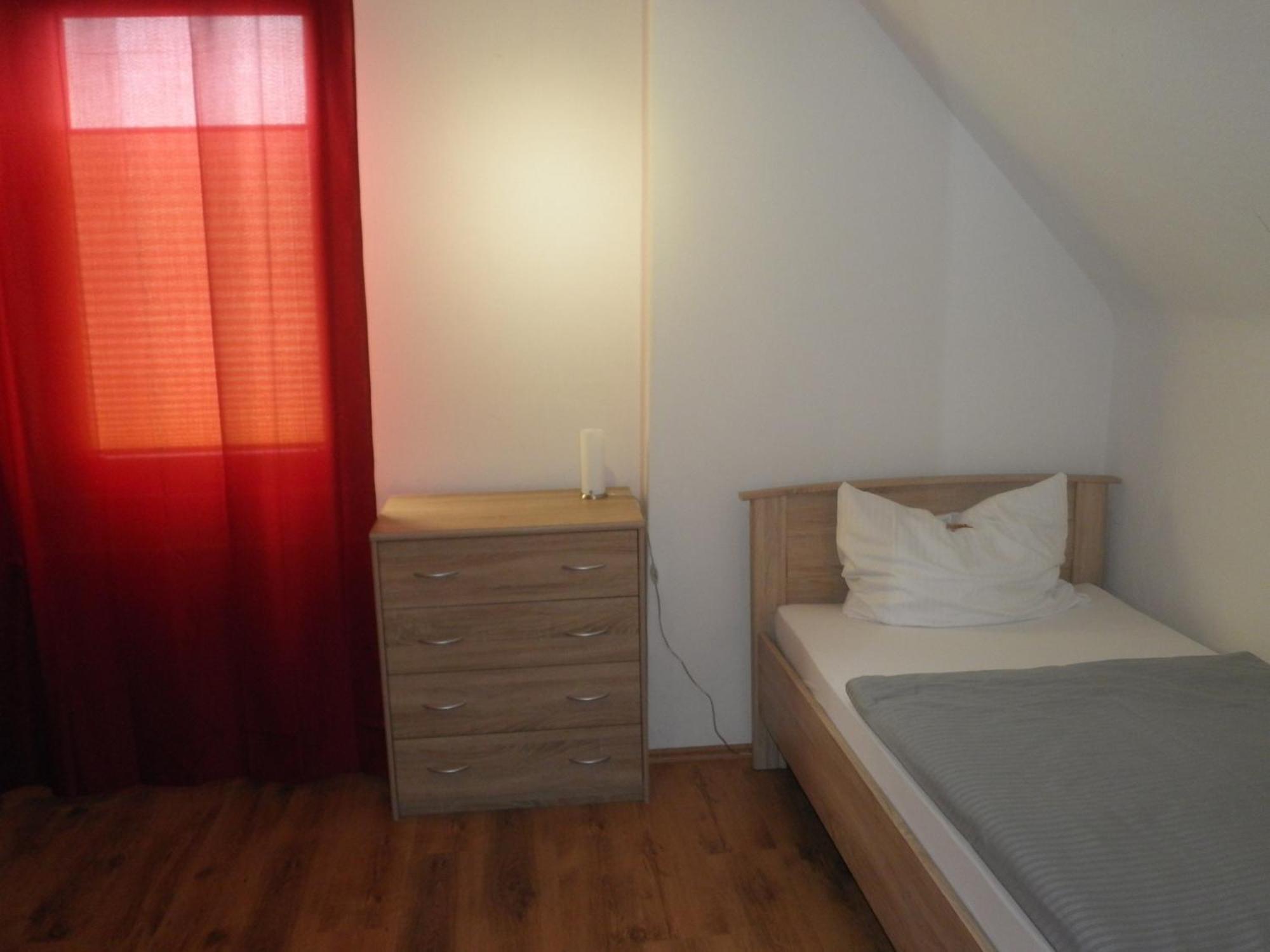 Bennetts Restaurant Und Hotel Wittingen Room photo
